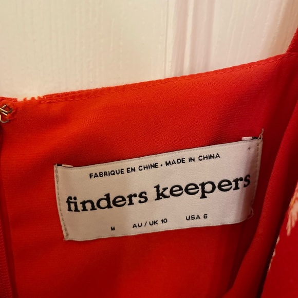 Beautiful dress size 6 - Picture 2 of 2